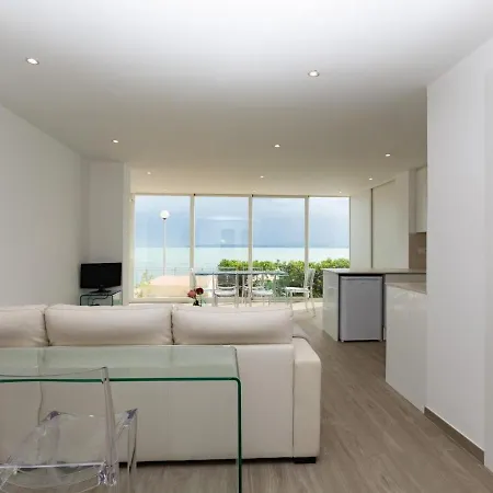 Winahost Aureamar Apartment *