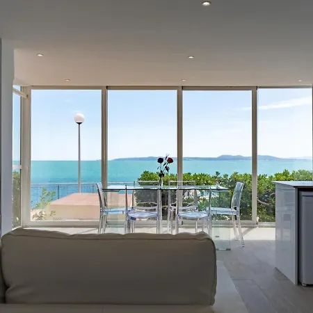 Appartement Winahost Aureamar *